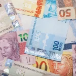 Imposto de Renda 2025: Como declarar bônus e PLR?