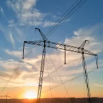 De olho na popularidade, governo libera 40 milhões de brasileiros de pagar conta de luz