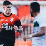 Com poucas emoções, Brusque e Athletico-PR empatam pela Copa do Brasil