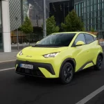 BYD lança carro compacto elétrico na Europa e entra na corrida por veículos mais baratos