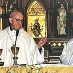 A história por trás da foto de encontro entre Fran…