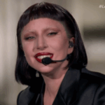 Lady Gaga dedica canção ao noivo, Michael Polansky, em show de Copacabana