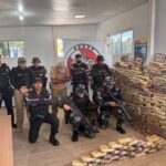 ‘Jay-Z’: Cão da polícia encontra quase meia tonelada de drogas em balsa