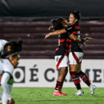 Flamengo vence América e garante vaga nas quartas do Brasileirão Feminino